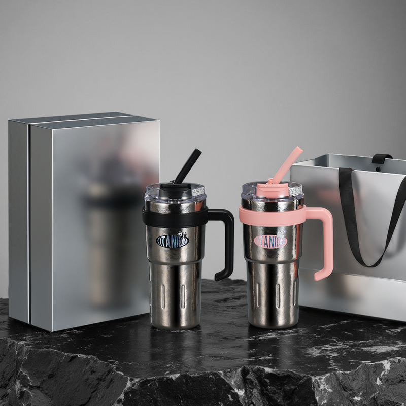 800ml Premium Double Wall Vacuum Insulation Stainless Steel Tumblers Panda Mug Set with Pure Titanium Water Bottle for Gift Box