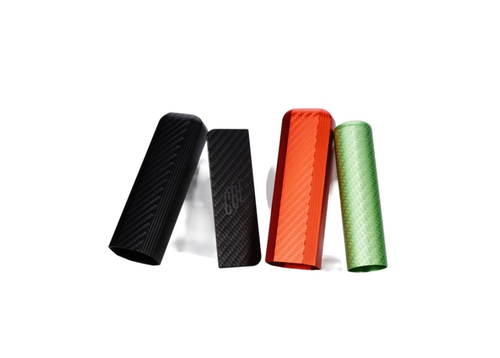 Carbon Fiber Texture + Anodizing — The High-Tech Illusion