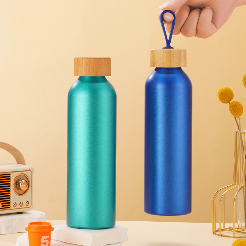 20oz Eco Bamboo Top Aluminum Sports Bottle with String