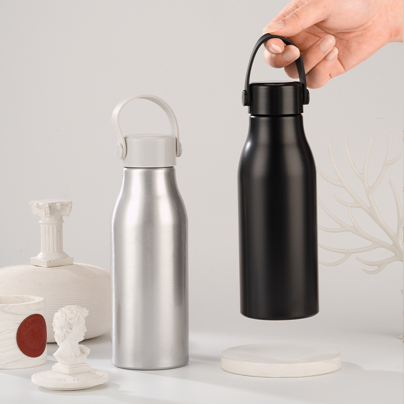 25oz Milk-bottle Loop-handle Lightweight Aluminum Water Bottle