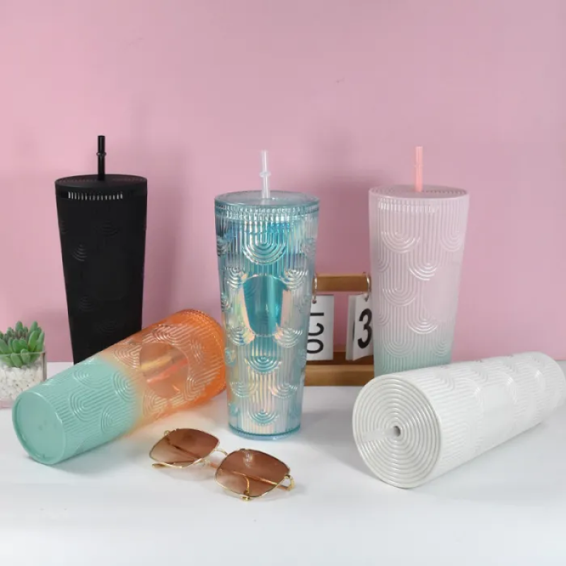 Custom BPA Free 24oz Plastic Double Wall Cup Mixed Colors Reusable Water Cup Double Wall Plastic Cup with Straw