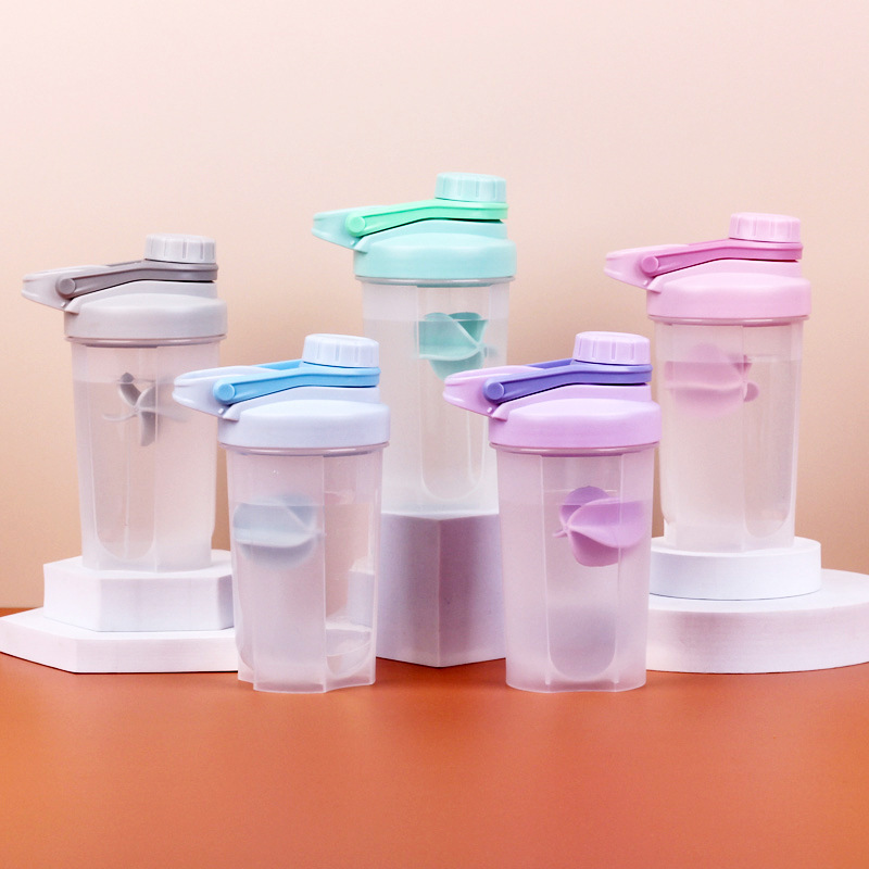 Custom logo Wholesale 500ml Plastic sealed Fitness Sports Water Mixing Cup BPA-Free PP Shaker Bottle with New Handle Lid