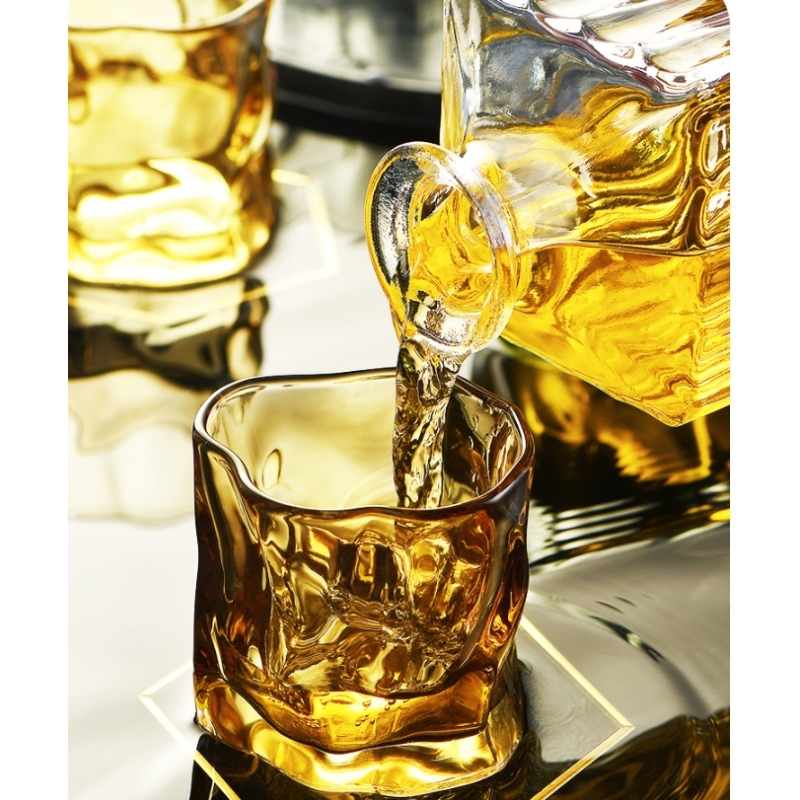 Cheap 190ml Clear Glass Whisky Cups Beer Ice Coffee Glass Jar Ins Tumbler Cup Drinking Glasses Alien Water Cups