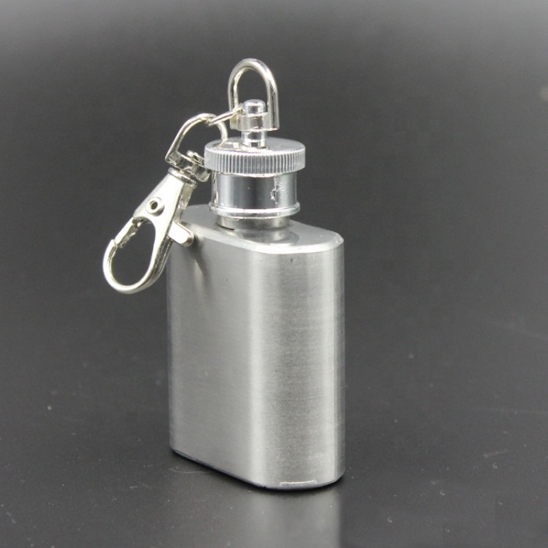 Insulated Flask 1 OZ Portable Pocket Whisky Keychain Flask 304 Stainless Steel Alcohol Liquor Mini Hip Flask With Keychain