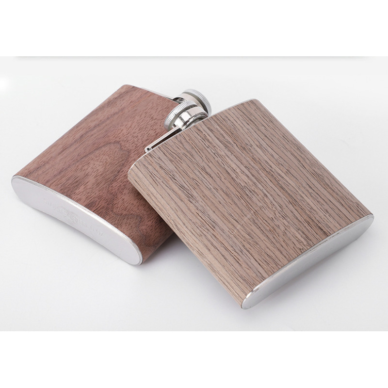 Customized 6oz Portable Stainless Steel SS201 Bottle Vodka Mini Laser Engraving Hip Flasks Pocket Wine Whiskey Wooden Hip Flask