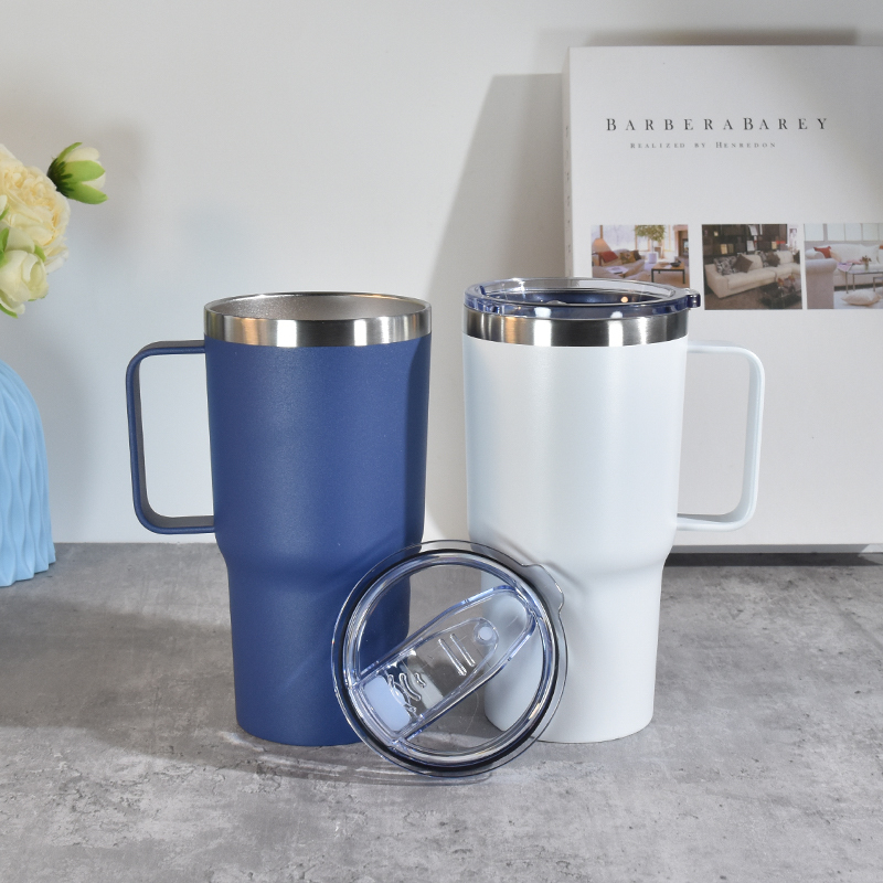 Custom 20oz Powder Coated Travel Handgrip Coffee Mugs Metal 20 oz Stainless Steel Insulated Vacuum Tumbler with Handle