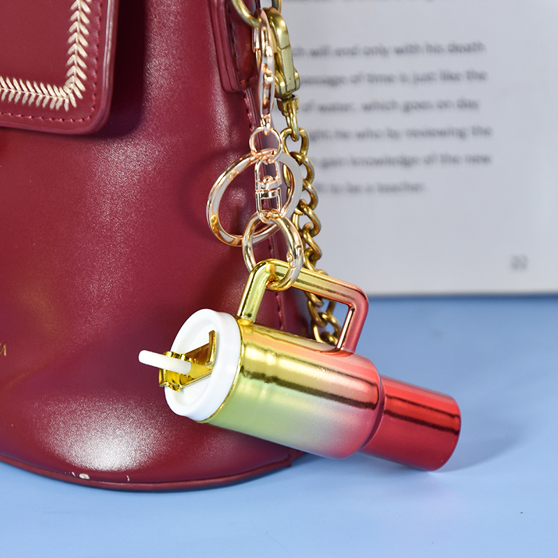 China RTS Mini 40oz Ombre Tumbler Shape with Handle Key Chain Keychain Pendant Backpack Pendant Gift