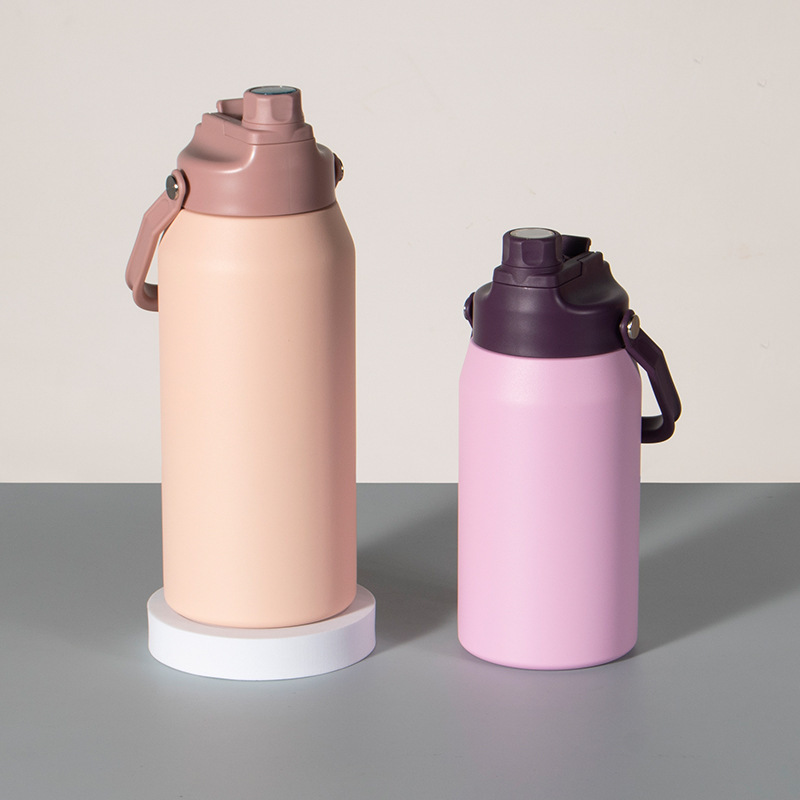 Custom Logo 60oz Stainless Steel Thermal 1800ml Large Capacity Outdoor Sports Water Bottle with 2 in 1 Drinking Handle Lid