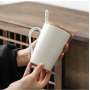 Customized 13oz Black and White Ceramic Coffee Mug with Lid and Spoon Milk Cup Classic Mug Drinking Cups for Tea and Coffee