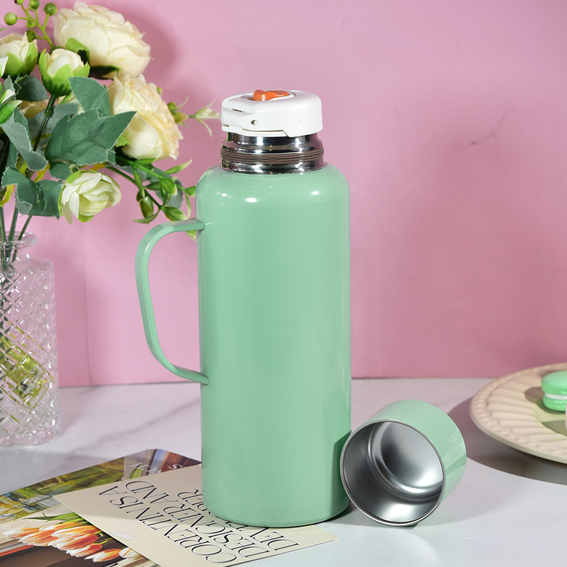 680ml Insulated Water Bottle Stainless Steel Drinking Bottle Thermal Insulation Leak-Proof & BPA Free