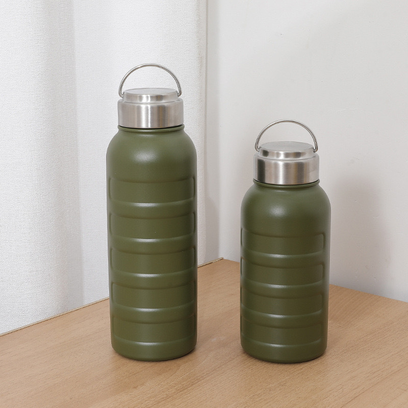 25oz/32oz Stainless Steel Vacuum Insulated Water Bottle Leak Proof Large Capacity Sports Bottle with Wide Mouth Metal Lid