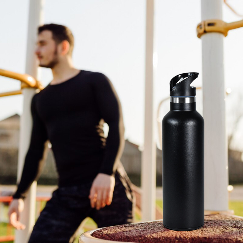 Quality Sports Gym Stainless Steel Water Bottle Eco-friendly 25oz Insulated Narrow Mouth Water Bottle with Custom logo