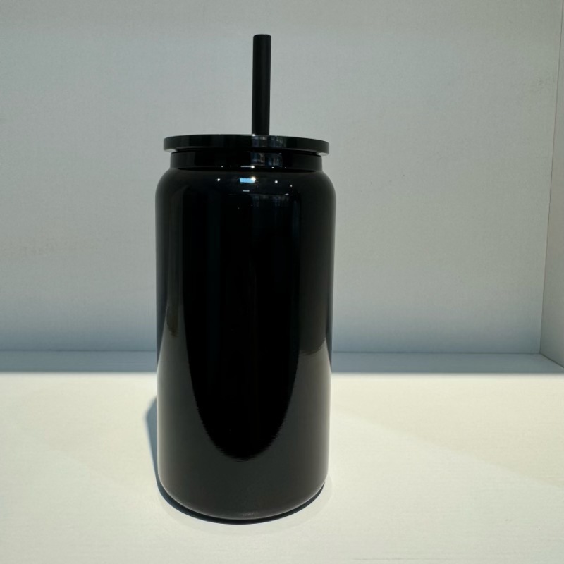 China RTS 16oz Stainless Steel Sublimation Colored Spray Painting Beer Can Cup 16 oz Vacuum Insulated Tumbler for Heat Press