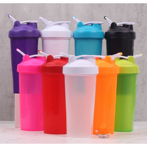 Workout 600ml Custom Logo Plastic Blenders Protein Shaker Bottle GYM Powder Blank Cup Shaker Bottles Shaker Cups Custom