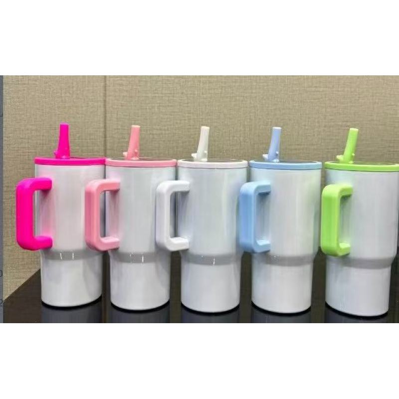 Custom logo DIY 20oz Sublimation Blank Double Wall Tumbler Cup with Handle 20oz Leak Proof Travel Kids Mug with Lids and Strws