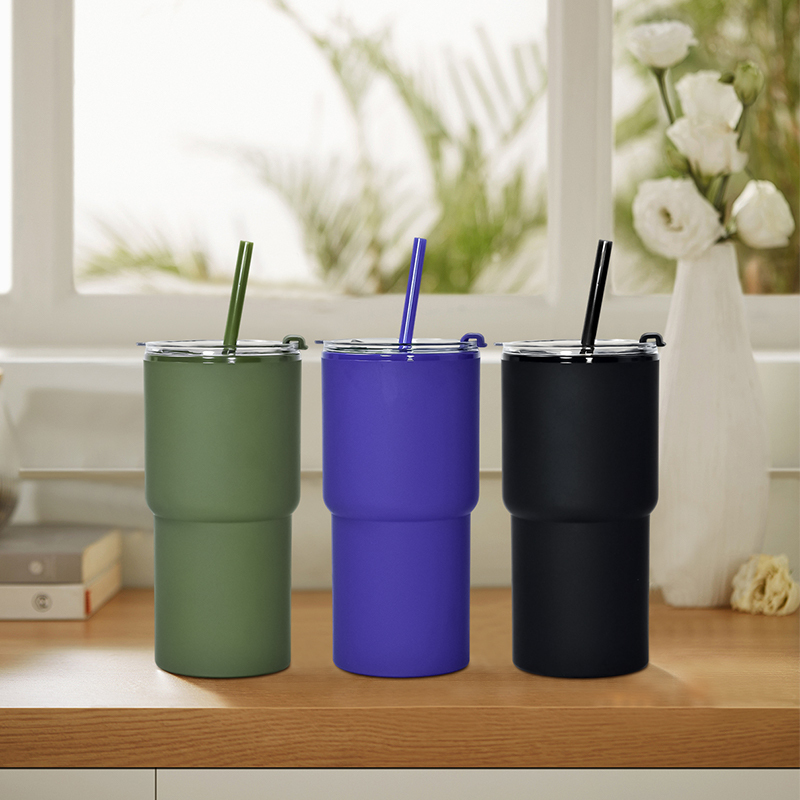 New Design 17oz Double Wall Rubber Painting Matte Colorful Plastic Regular Tumbler Travel Mug Come with Straws