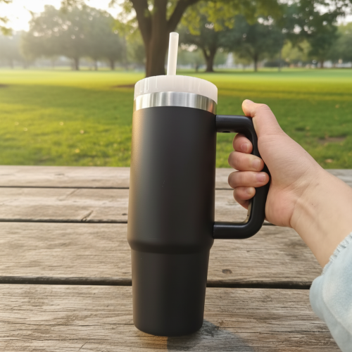 30oz Large Capacity Stainless Steel Tumbler Handle Straw Leak-Proof Double Wall Vacuum Hot/Cold Suitable BPA Free for Daily Use
