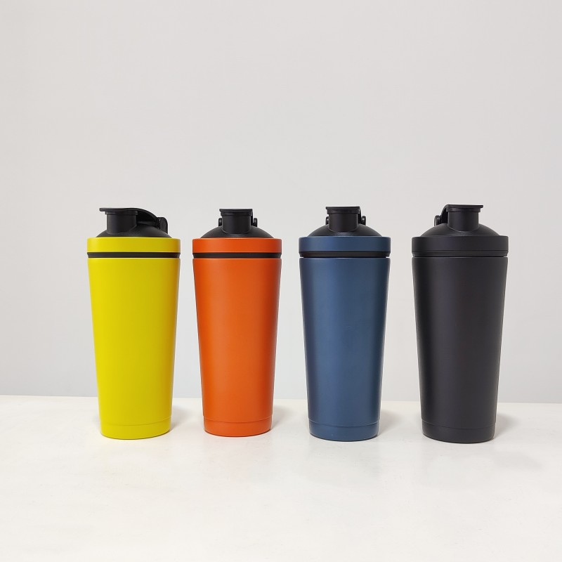 700ml Gym Outdoor Sports Insulated Stainless Steel Water Bottle Protein Shaker Bottle with Scale Cup