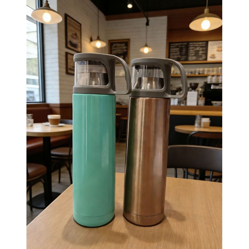 Thermos portatile in acciaio inox con coperchio a tenuta stagna e filtro per il tè.