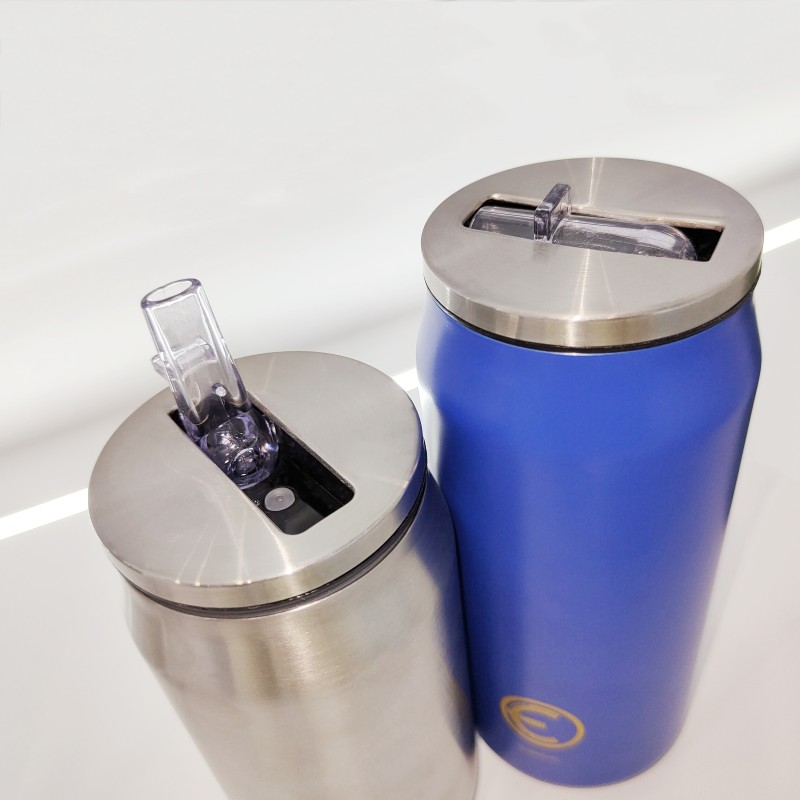 新デザイン真空カップ二重構造304ステンレススチール製トラベル用断熱コーラ缶 500ml（蓋とストロー付き）