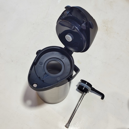 Garrafa Térmica Portátil de Aço Inoxidável com Parede Dupla para Água Quente e Fria