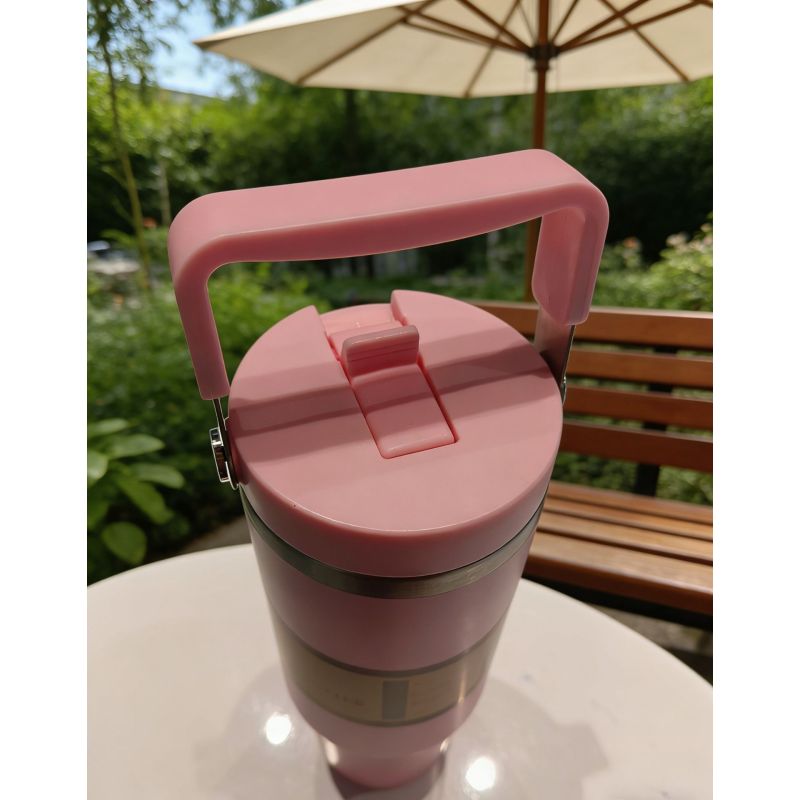 Robuster, isolierter Becher mit Griff und Strohhalm, vakuumversiegelt, aus Edelstahl, für Zuhause, Büro und Outdoor-Aktivitäten