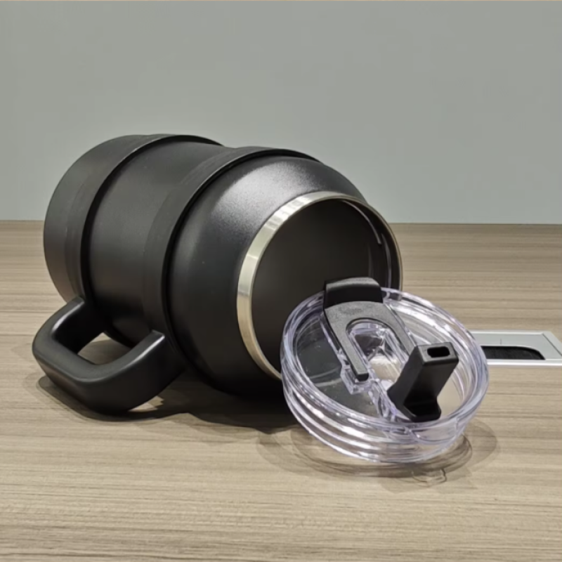 304 Stainless Steel Vacuum Cup  Outdoor Portable Large Capacity Water Bottle