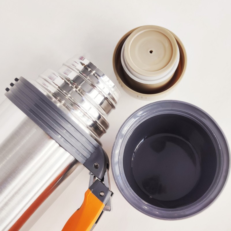 Wholesale Double Walled Stainless Steel Insulated Thermos Flask Outdoor Vacuum Bottle Travel Bottle