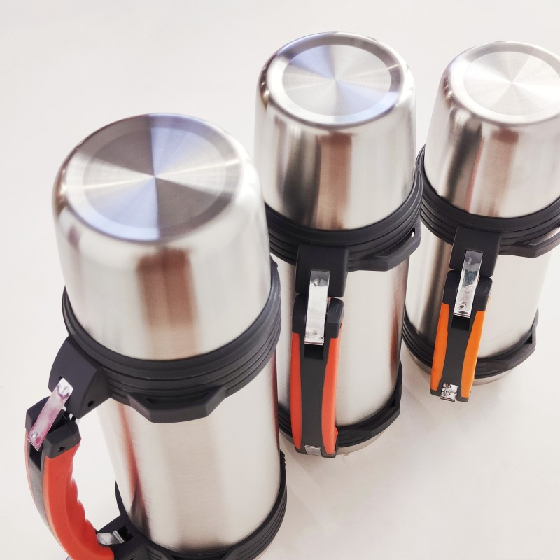 Wholesale Double Walled Stainless Steel Insulated Thermos Flask Outdoor Vacuum Bottle Travel Bottle