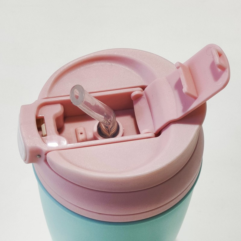 Umweltfreundlicher, individuell gestaltbarer Becher mit Logo, farbenfrohe, nachhaltige Thermobecher mit Silikondeckel
