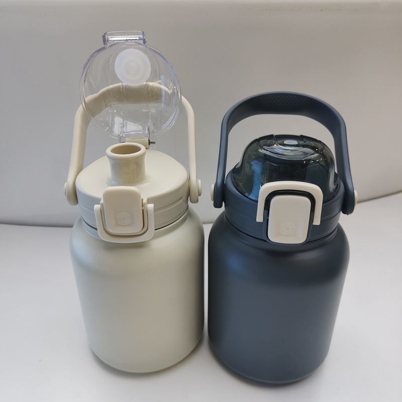 New Design Wholesale Kids Cute Bounce Cover Double Vacuum Travel Outdoor Thermos with Handle