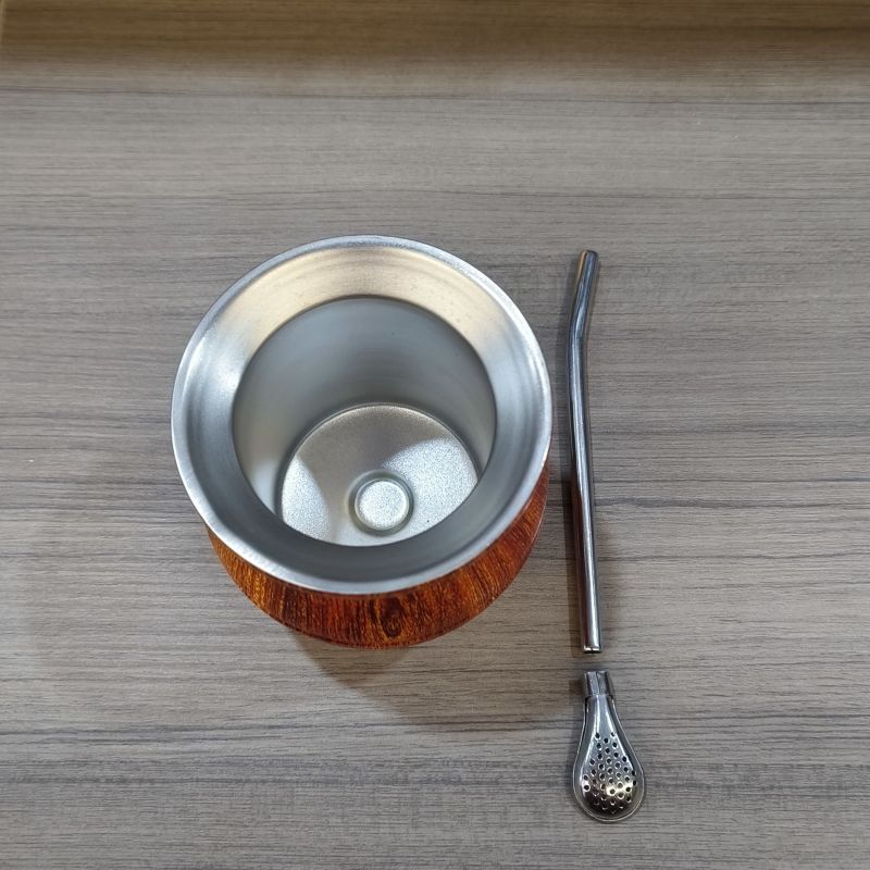 Maßgefertigtes Großhandels-Set aus doppelwandigem Edelstahl 304 für Yerba Mate, Bombilla-Strohhalm, argentinischer Mate-Becher, traditioneller Tee aus der Kalebasse, Camping