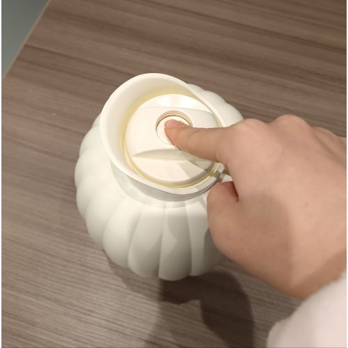 Pumpkin Shaped Thermal Coffee Carafe Large Capacity Insulated Pitcher With Curved Handle Perfect for Tea Coffee and Daily Use