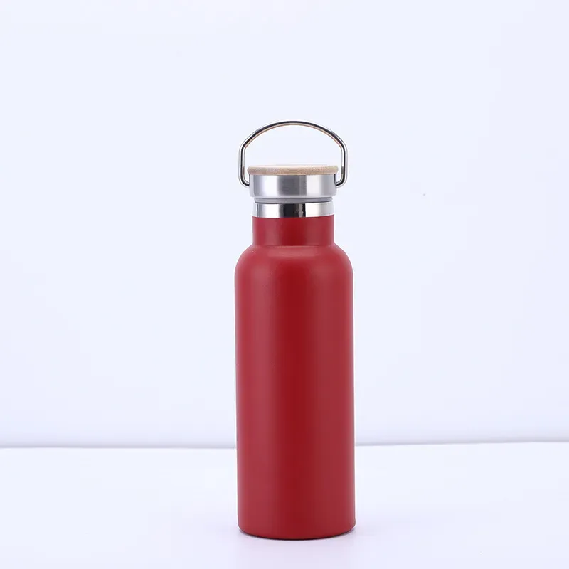 Borraccia sportiva da viaggio in acciaio inox a doppia parete con isolamento sottovuoto e maniglia.