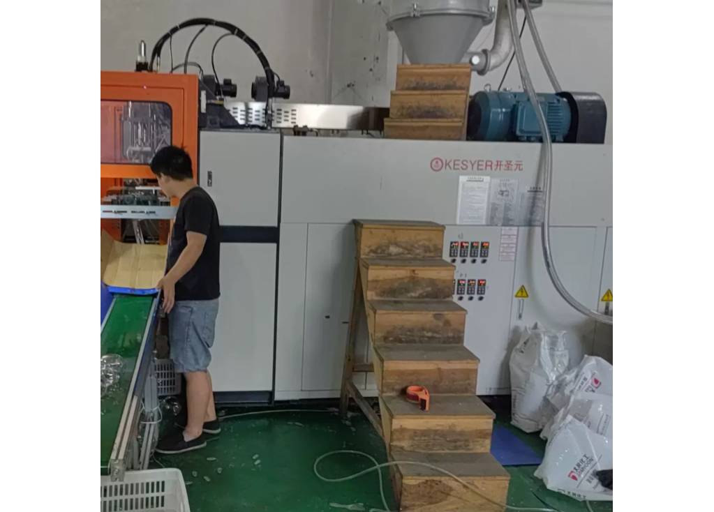 Why Custom Straw Lids Become Hard to Drink From in Bulk Production: Mold Problems Behind Poor Airflow