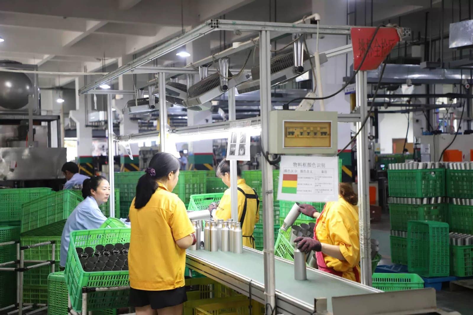 customer support assistance for bluegreen cup factory wholesale inquiries and returns.