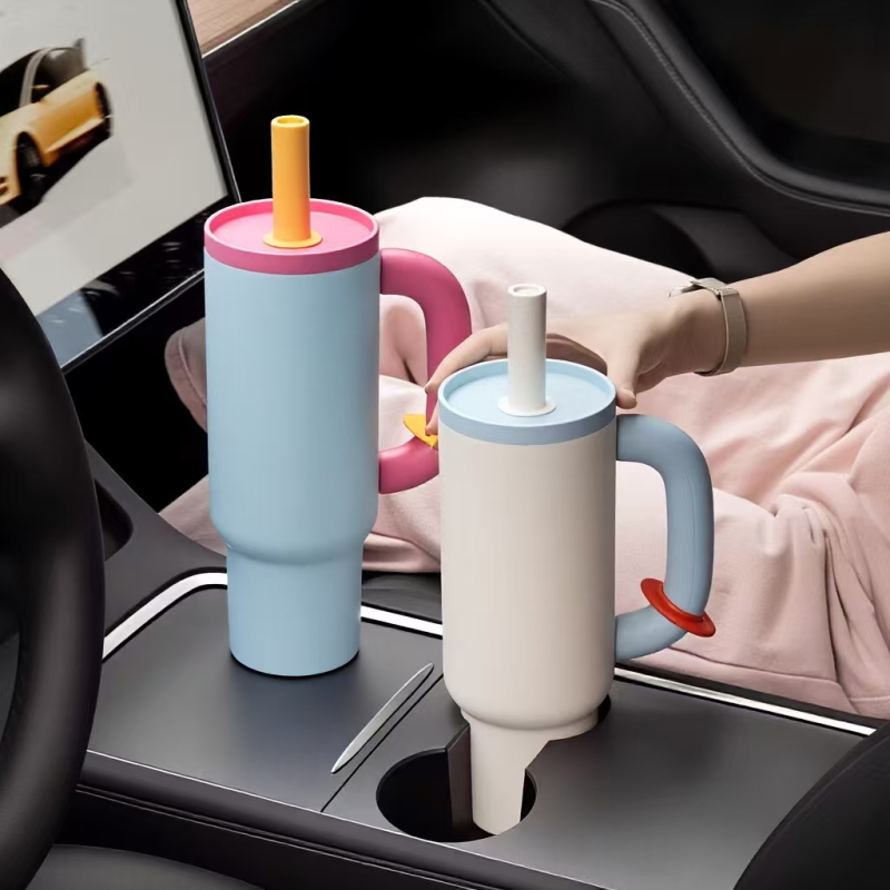 40oz Insulated Tumbler with Handle and Straw Lid