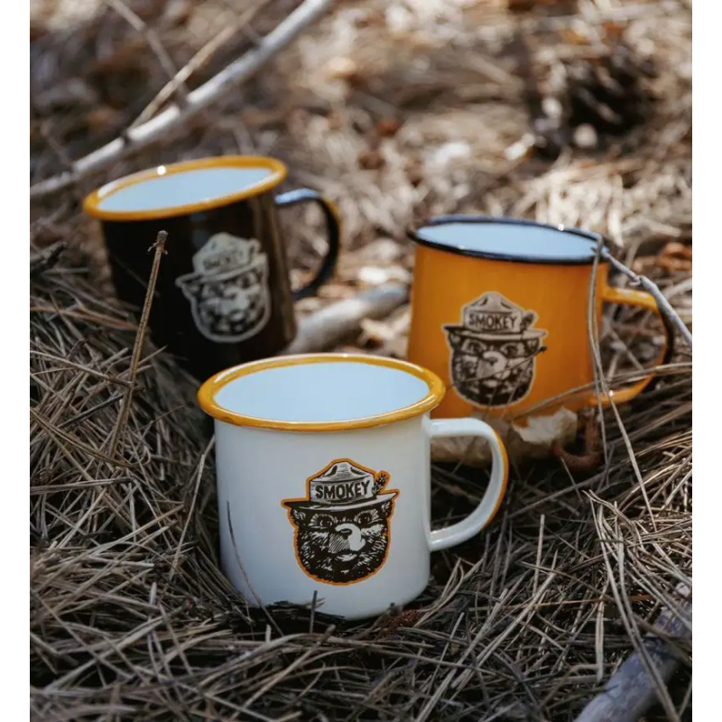 Enamel Camping Mug – Durable & Lightweight Outdoor Cup