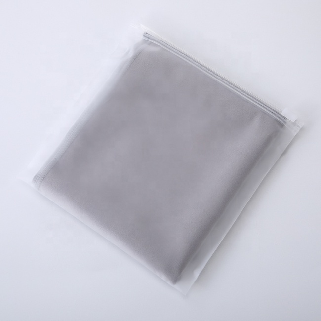 wholesale sweat absorbing printed microfiber sport fitness towel custom gym towel