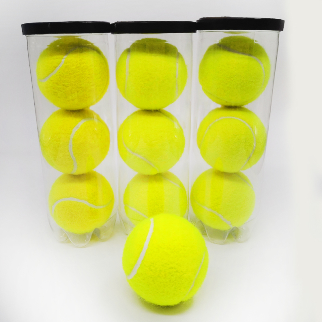Профессиональный теннисный мяч из натурального каучука из 57% шерсти.
