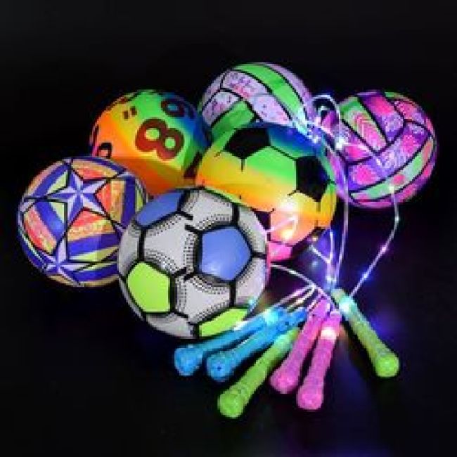 Outdoor Glowing in the Dark Light Up Inflatable Led Luminous Sports Beach Balls Pvc Toy for Children Wholesale