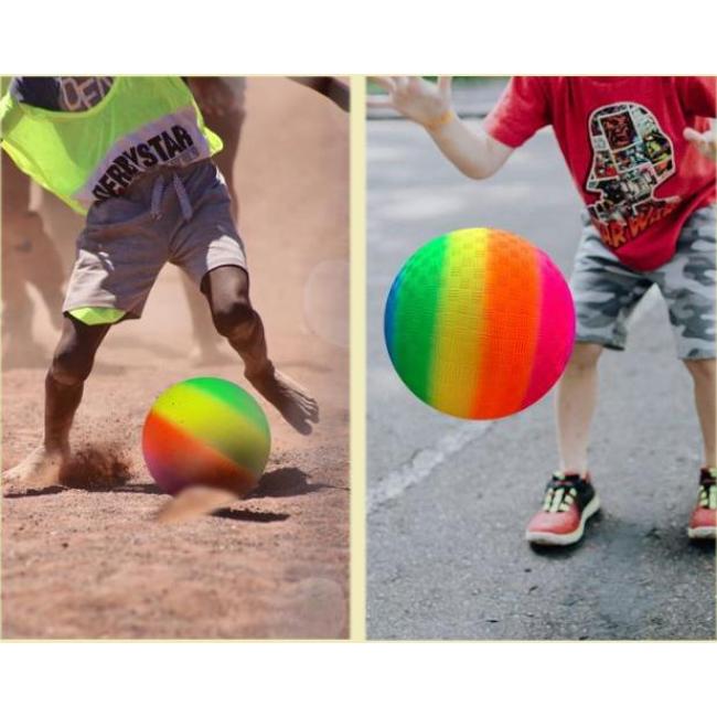 Személyre szabott felfújható 8.5"-es játéklabda pattogó játszótéri labdák Szivárvány színű gumi pattogó labdák pumpával gyerekeknek