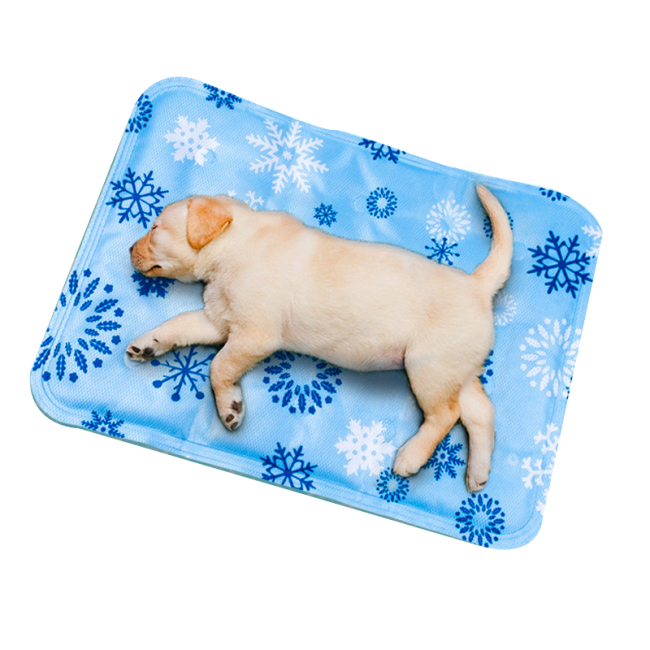 Újrafelhasználható párnák hűtőszőnyeg testreszabott kutya utazó kisállat hűtőszőnyeg kutya tervező kutyaágy gél hűtőszőnyeg