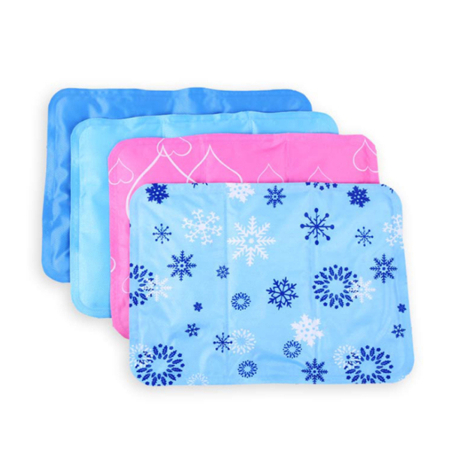 Almofadas reutilizáveis ​​tapete de resfriamento personalizado para viagem para animais de estimação tapete de resfriamento de gel para cama de cachorro designer