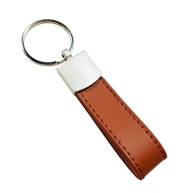 Könnyű üres dizájn divatos testreszabott fém egyedi designer kulcstartó kulcstartók gyűrű ömlesztett bőr kulcstartó
