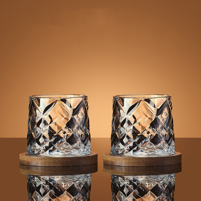 Tumbler glass rotating cup Tumbler glass rotating cup