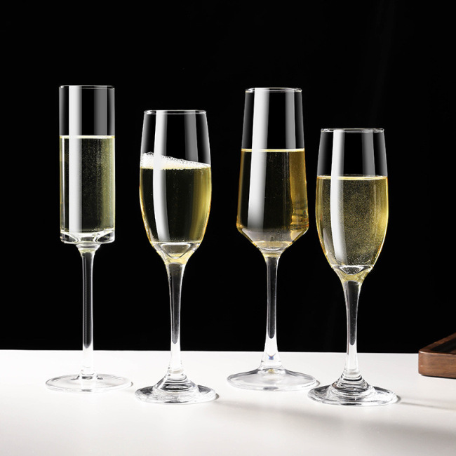 Champagne flutes Wine glasses Cocktail glasses Champagne flutes Wine glasses Cocktail glasses