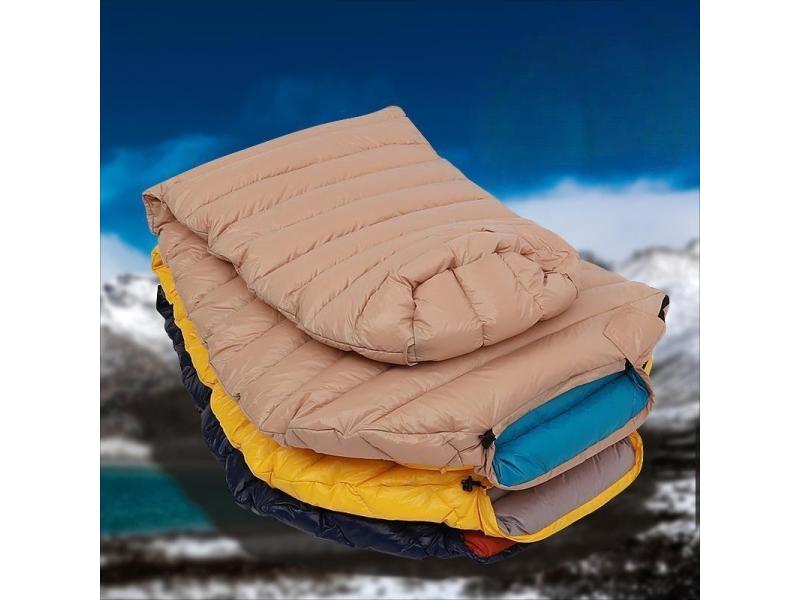 التخييم في الهواء الطلق الشتاء سميكة أوزة أسفل حقيبة النوم الدافئة واقية من البرد