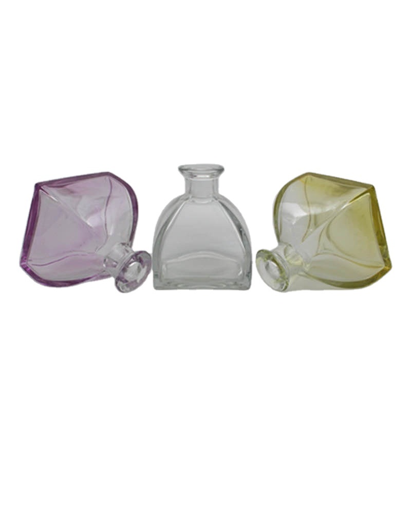 OEM ODM 100ml 150ml 200ml Clear Luxury Reed Diffuser Glass Bottle Aromatherapy Cosmetic