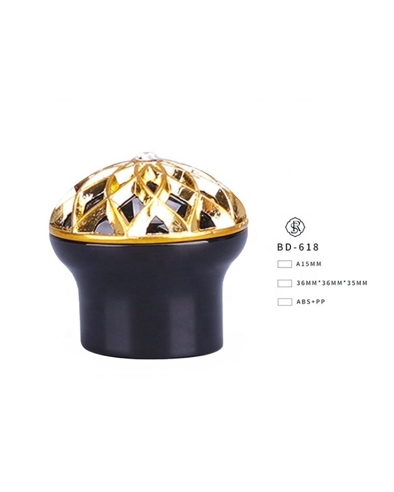 Chinese Made Plastic Flower-shaped Black Perfume Cap for Glass Bottle